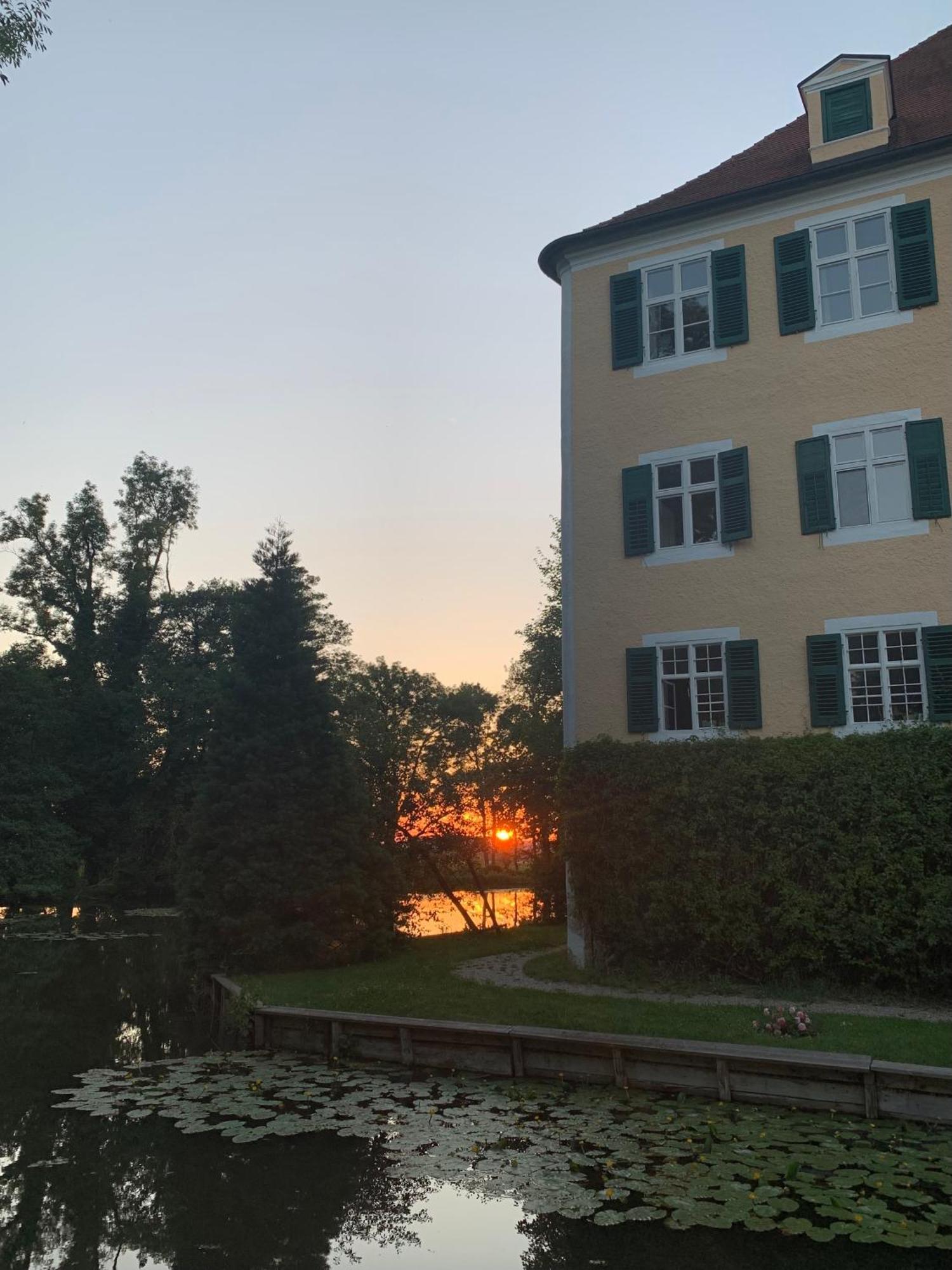 Wohnen Im Wasserschloss Sandizell Schrobenhausen Eksteriør bilde